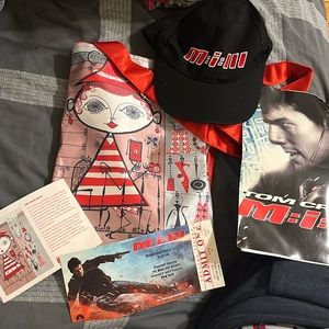 Tom Cruise BUNDLE Movie Premiere Mission Impossible Bag Hat Tic Retro 2006